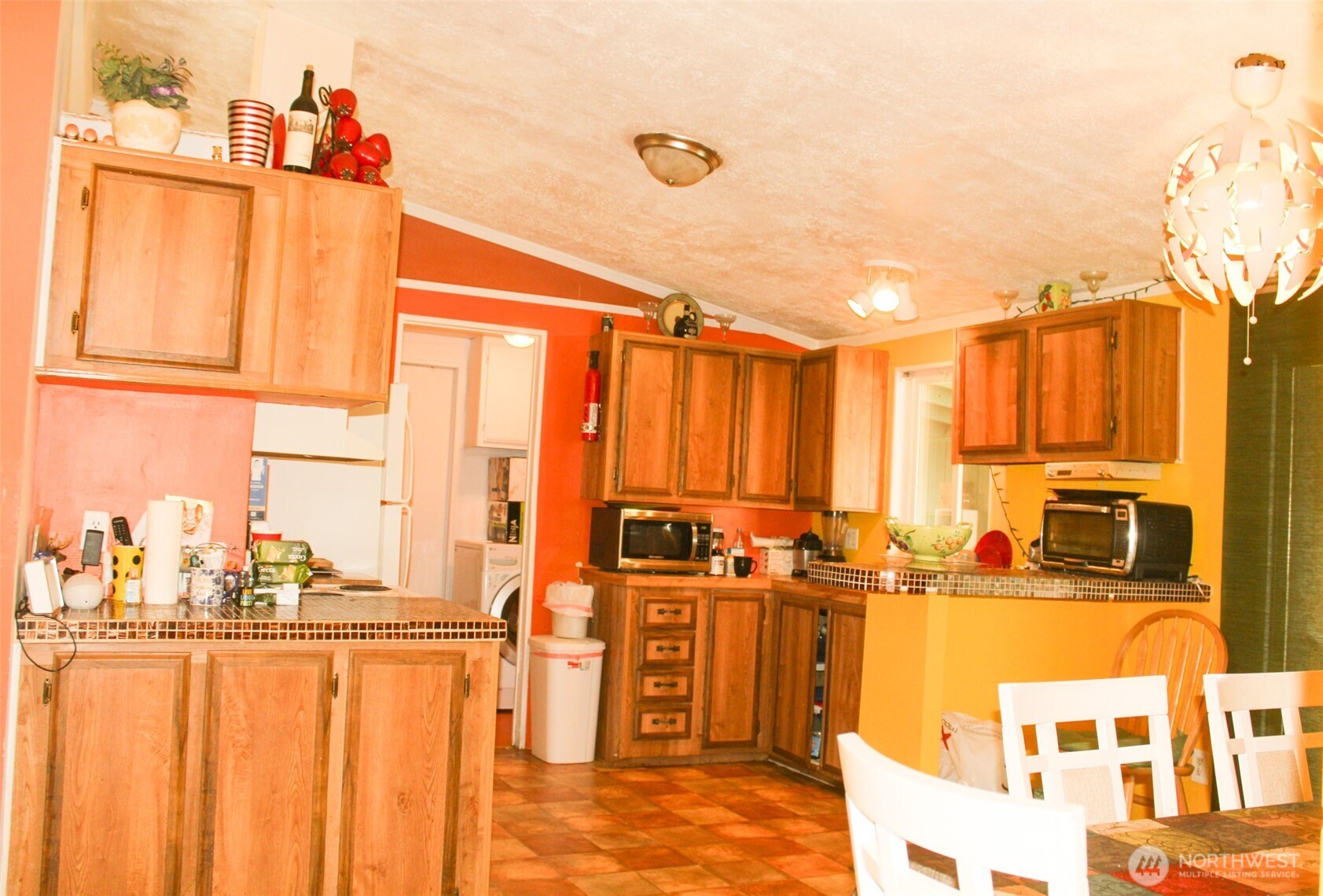 5705 Littlerock Road Southwest, Unit 41 Tumwater, WA 98512 - Photo 9 of 18 a view of a living room with furniture