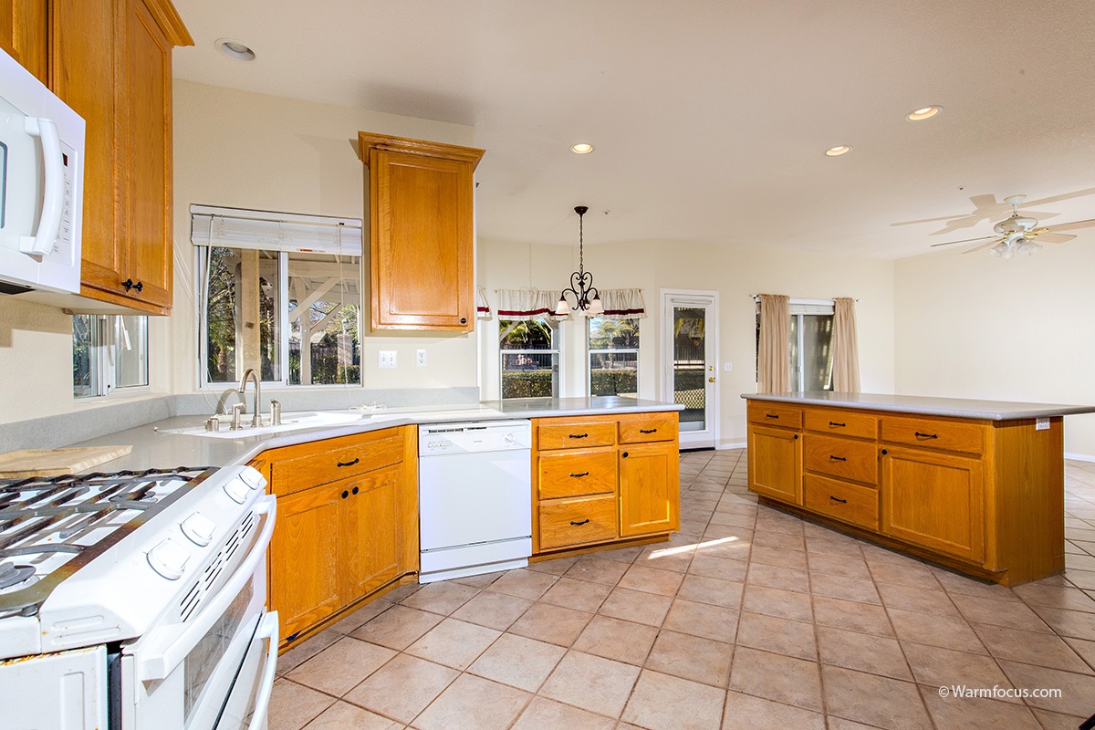 24050 Del Amo Road Ramona, CA 92065 - Photo 8 of 25 Gallery Image 8