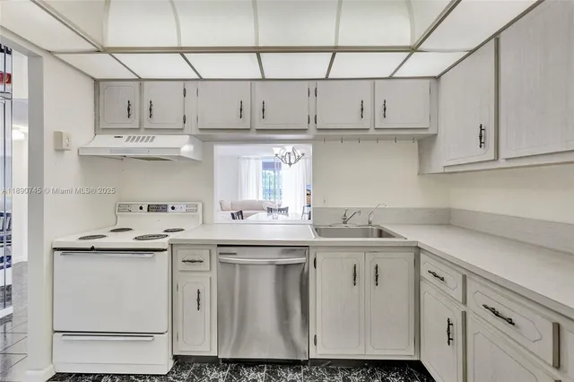 $229,000 | 501 East Dania Beach Boulevard, Unit 51G, Dania Beach, FL 33004