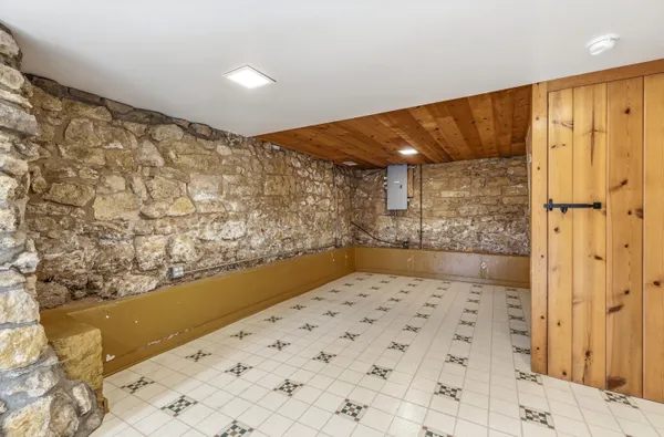 $439,900 | 619 South Dodge Street, Galena, IL 61036