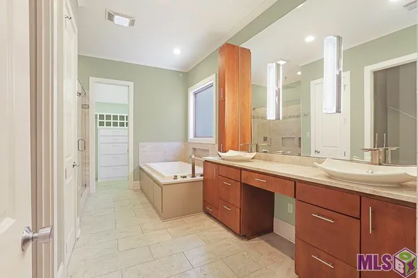 $399,900 | 10115 Ambrose Court, Baton Rouge, LA 70816