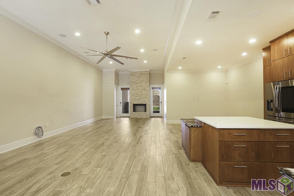 10115 Ambrose Court Baton Rouge, LA 70816 - Photo 6 of 30