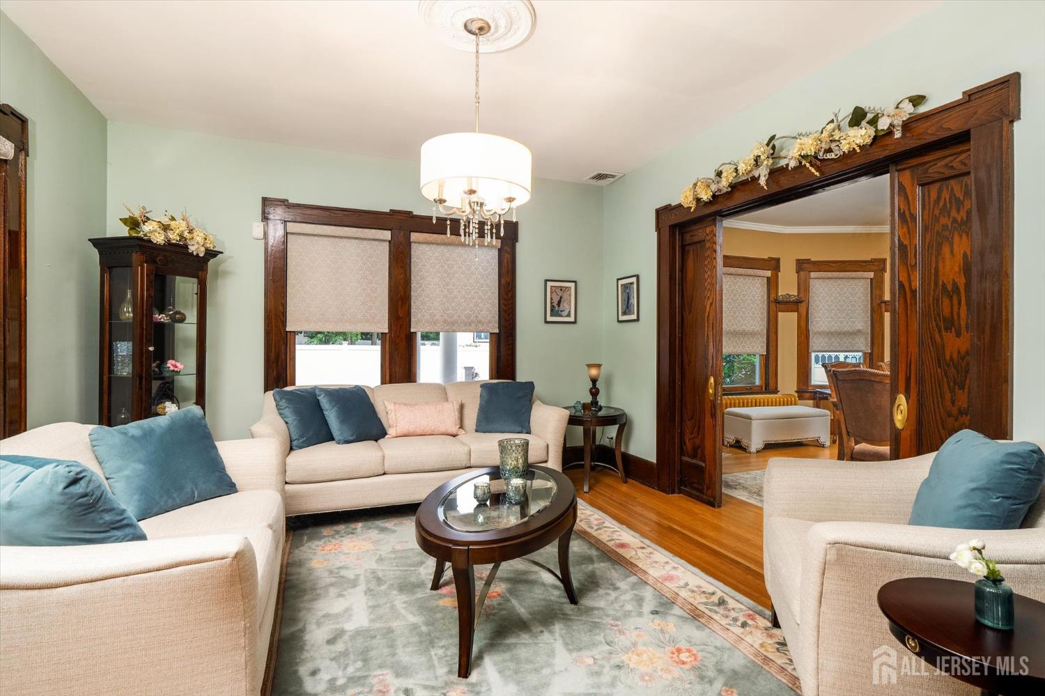 439 Georges Road Dayton, NJ 08810 - Photo 6 of 46