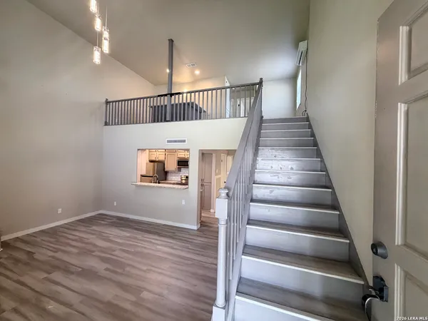 $1,550 | 105 Brentwood Drive, New Braunfels, TX 78130