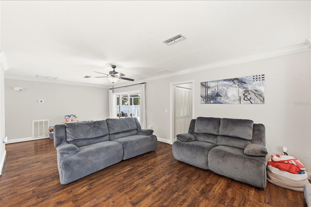 4712 Simcoe Street Palm Harbor, FL 34683 - Photo 12 of 51