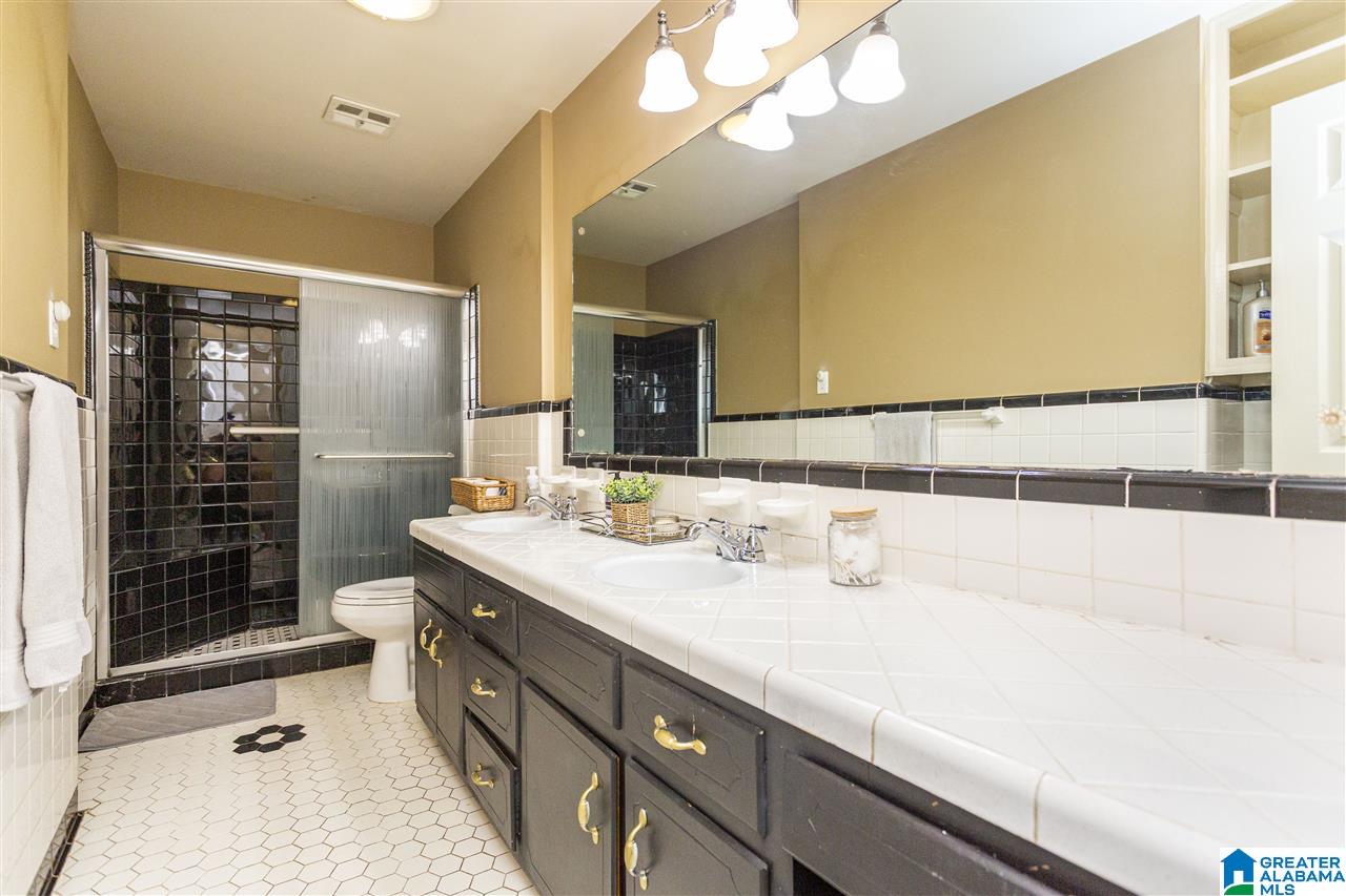 136 Franklin Road Fultondale, AL 35068 - Photo 15 of 29
