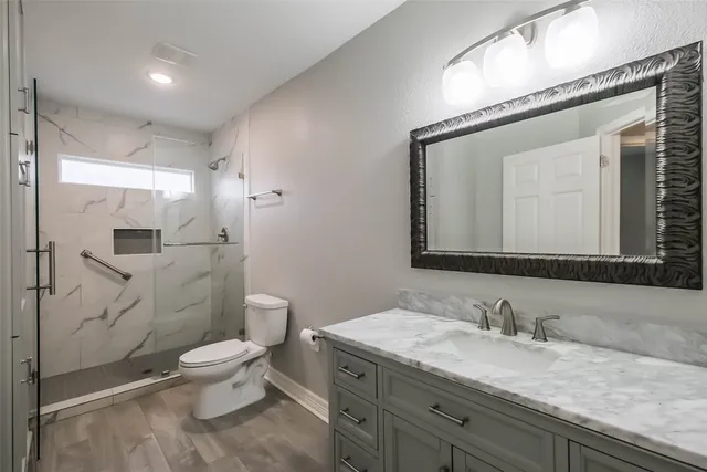 $389,000 | 809 Vincent Street, Houston, TX 77009