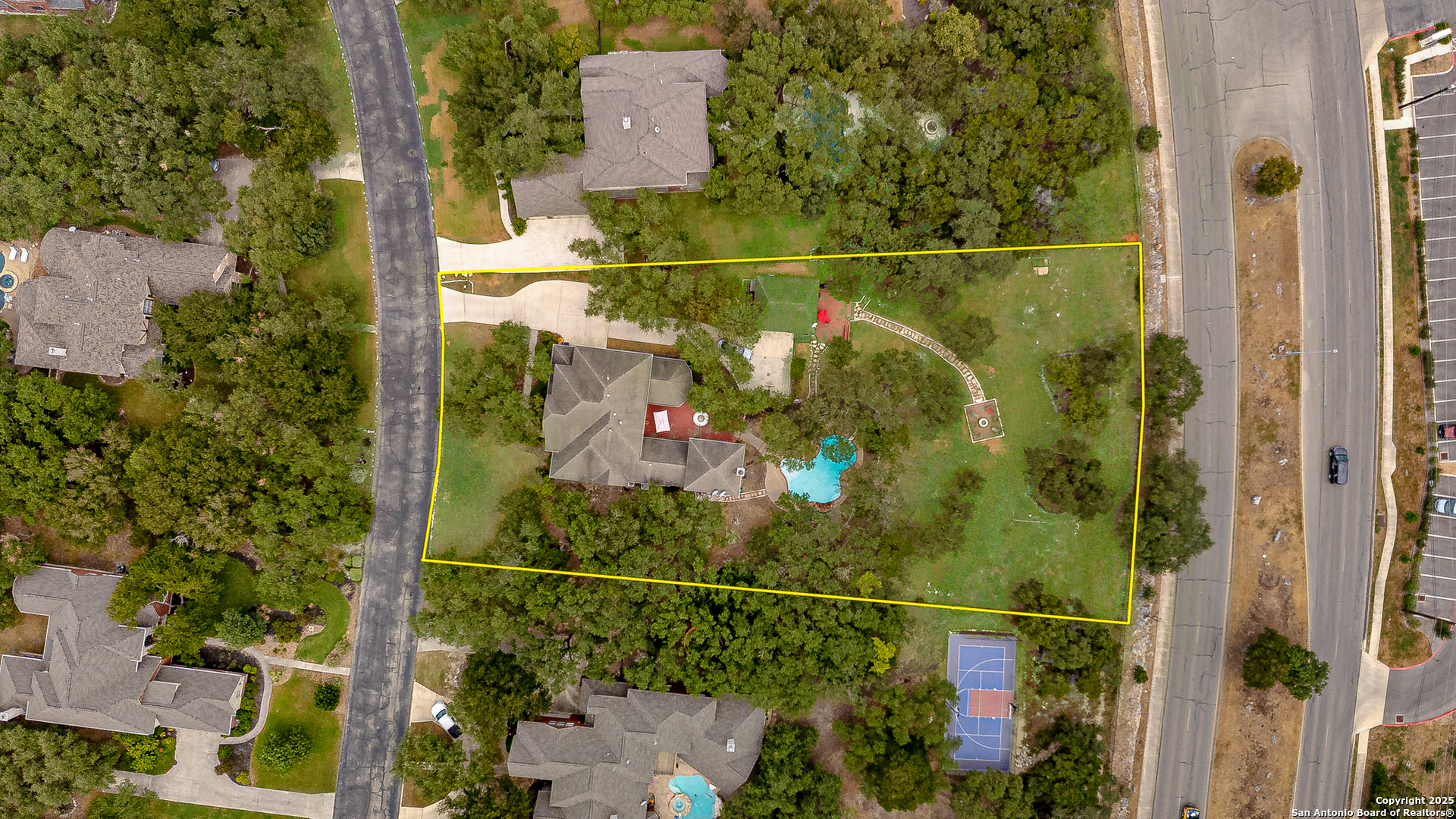 418 Texas Point San Antonio, TX 78258 - Photo 30 of 31 an aerial view of a residential houses with yard