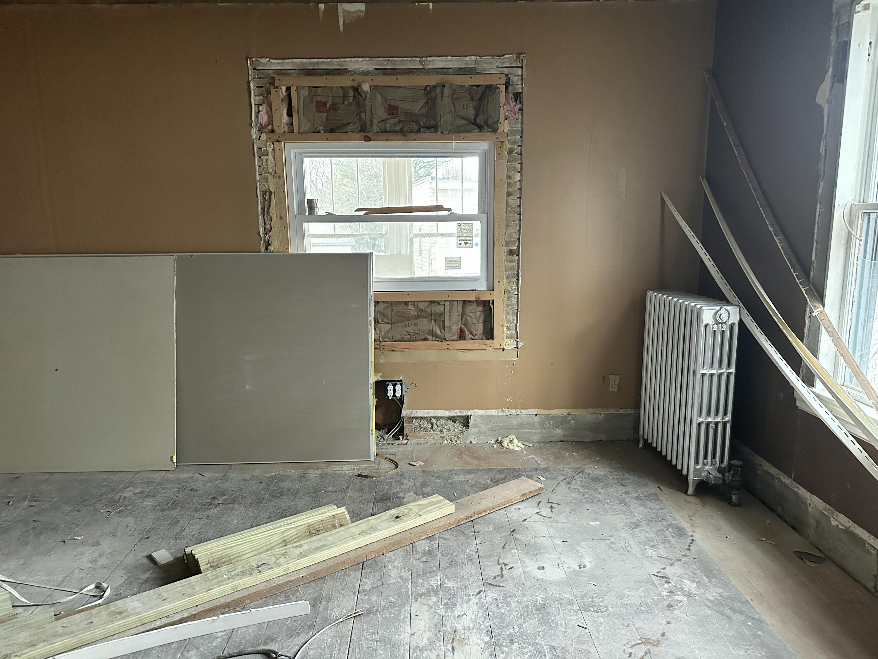 18 Porter Bridge Road Mexico, ME 04257 - Photo 11 of 35 Living Room