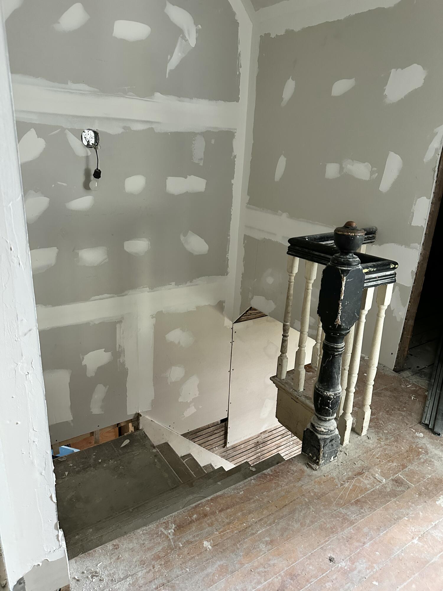 18 Porter Bridge Road Mexico, ME 04257 - Photo 29 of 35 Stairs