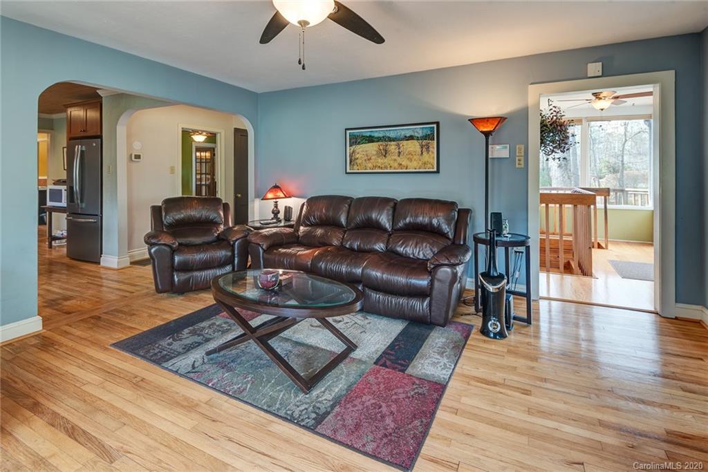 1257 Old Fort Road Fairview, NC 28730 - Photo 3 of 27