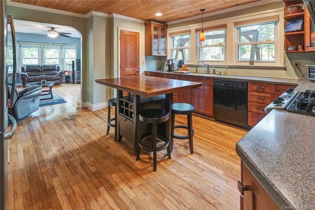 1257 Old Fort Road Fairview, NC 28730 - Photo 7 of 27