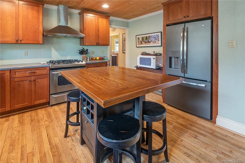 1257 Old Fort Road Fairview, NC 28730 - Photo 8 of 27