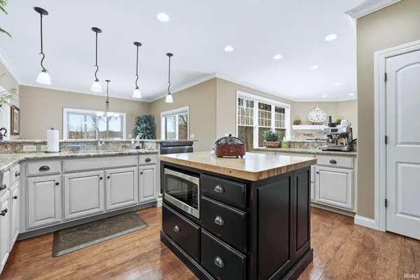 3355 West 700 South, Claypool, IN 46510