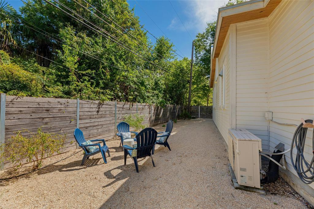 3901 Cherrywood Road, Unit B Austin, TX 78722 - Photo 24 of 25 Gallery Image 24