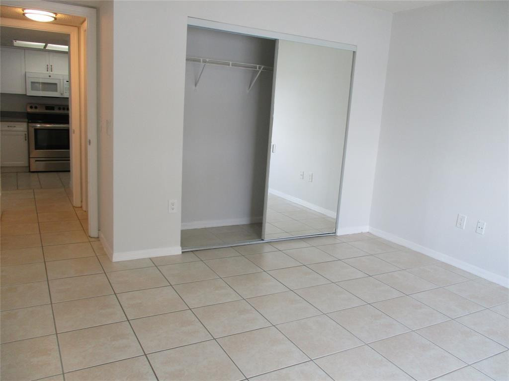 5045 Wiles Road, Unit 206 Pompano Beach, FL 33073 - Photo 15 of 24 Photo 15