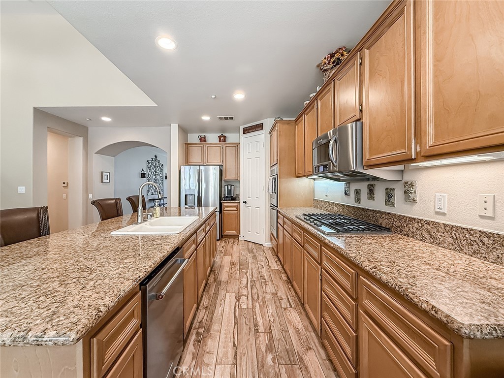 5257 Huckleberry Oak Street Simi Valley, CA 93063 - Photo 13 of 50