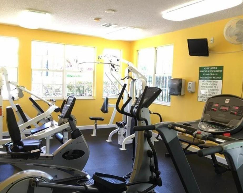 660 Cypress Club Way, Unit F Pompano Beach, FL 33064 - Photo 12 of 13 Photo 12