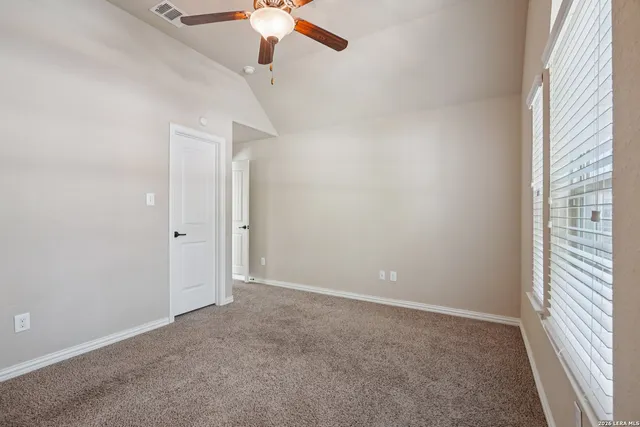 $2,600 | 707 Gold Beauty, San Antonio, TX 78245