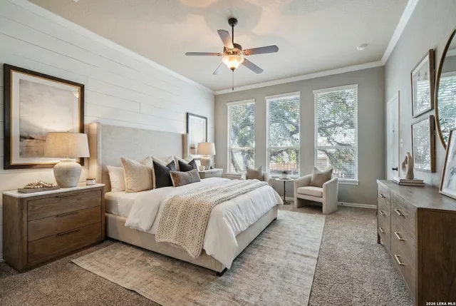 $2,600 | 707 Gold Beauty, San Antonio, TX 78245