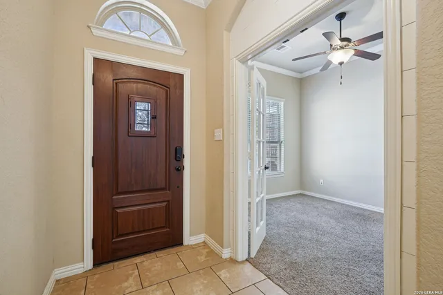 $2,600 | 707 Gold Beauty, San Antonio, TX 78245