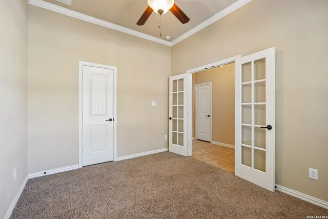 $2,600 | 707 Gold Beauty, San Antonio, TX 78245