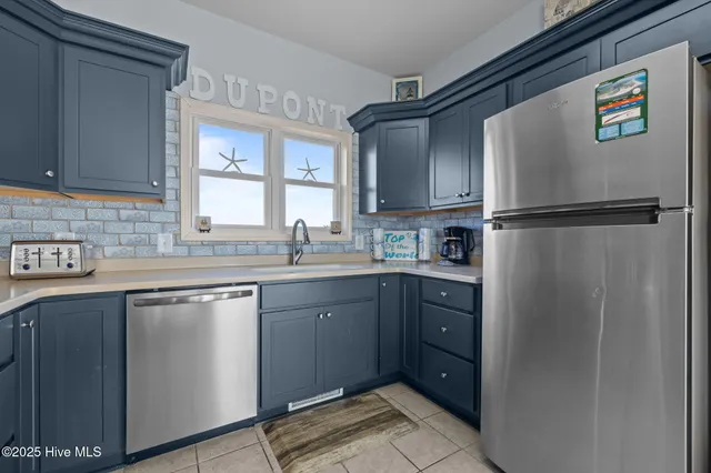 $1,200,000 | 7121 Ocean Drive, Unit WEST, Emerald Isle, NC 28594