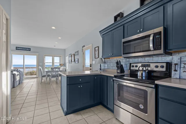 $1,200,000 | 7121 Ocean Drive, Unit WEST, Emerald Isle, NC 28594