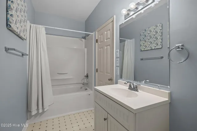 $1,200,000 | 7121 Ocean Drive, Unit WEST, Emerald Isle, NC 28594