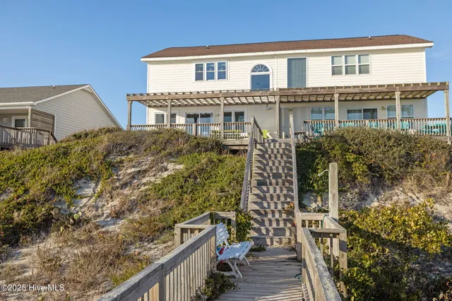 $1,200,000 | 7121 Ocean Drive, Unit WEST, Emerald Isle, NC 28594