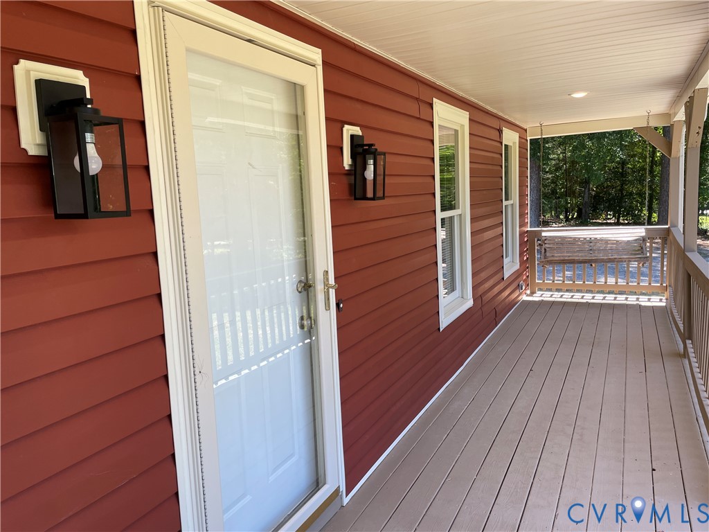 8261 Yahley Mill Road Henrico, VA 23231 - Photo 12 of 55