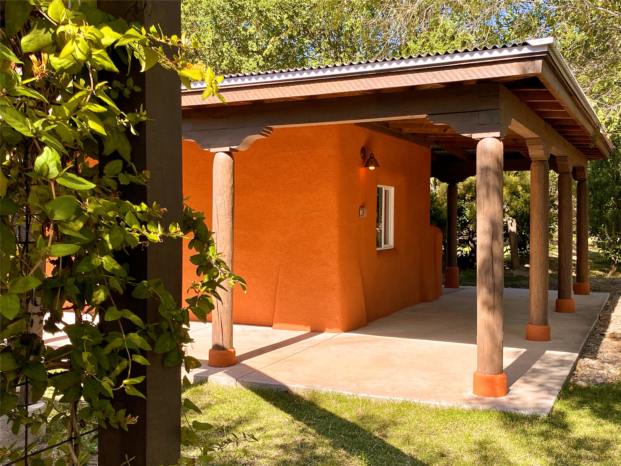 2007 Indian School Road Northwest Albuquerque, NM 87104 - Photo 27 of 38 Casita-Wrap-Around Portal