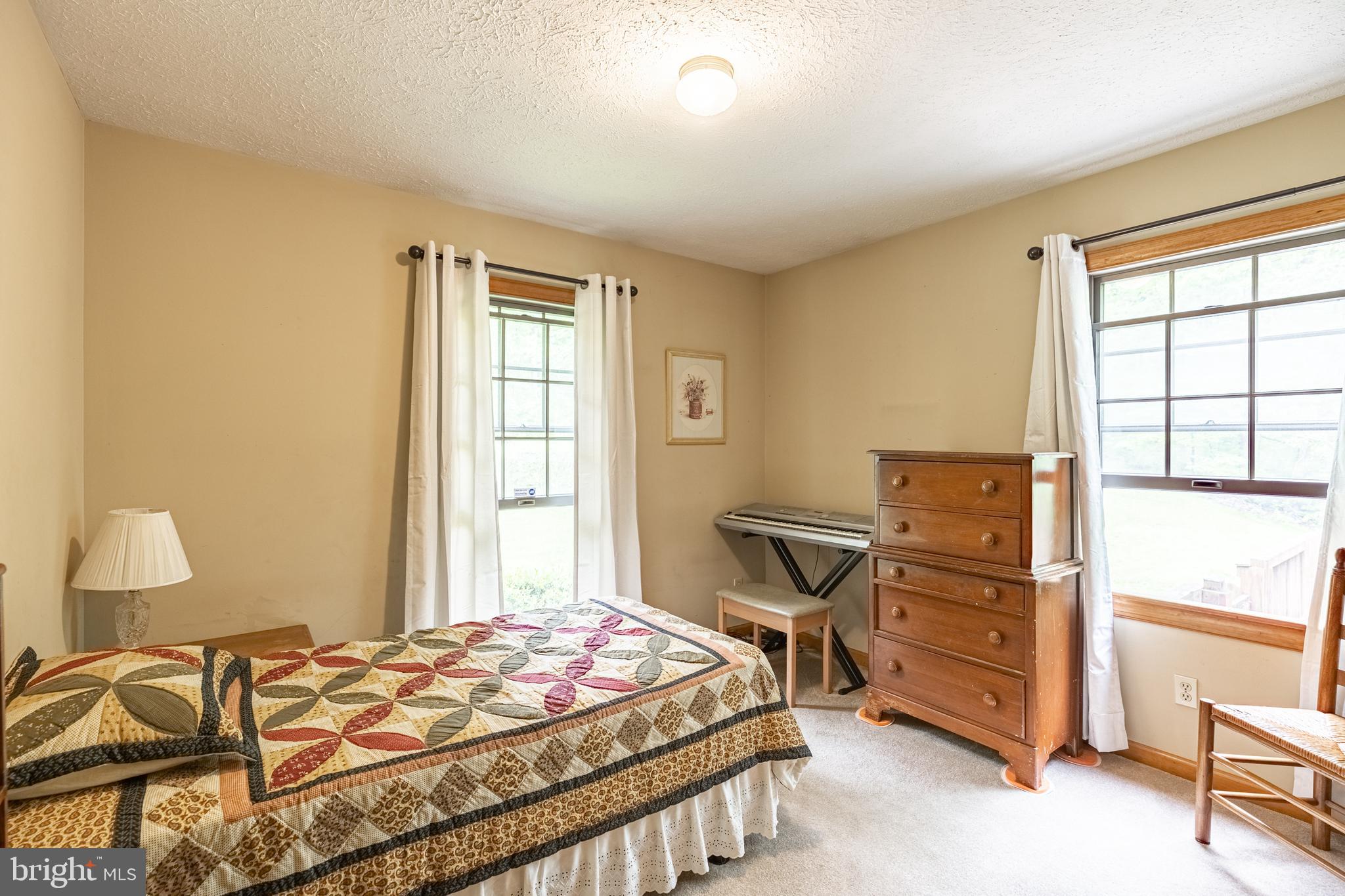 5218 Caledon Road King George, VA 22485 - Photo 35 of 59 2nd Bedroom