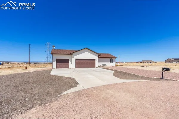 $445,000 | 1075 Buffalo Bill Lane, Pueblo West, CO 81007