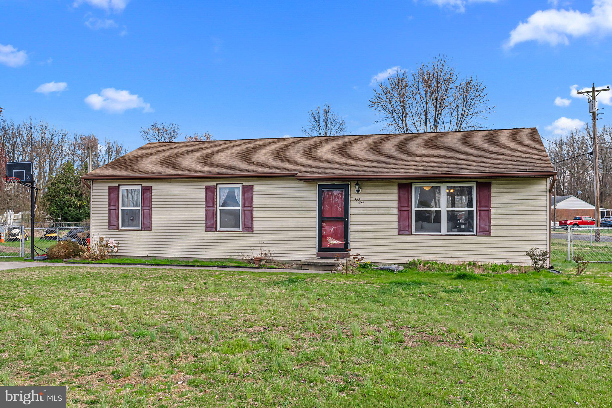 51 North Dupont Road Penns Grove, NJ 08069 - Photo 1 of 26 Gallery Image 1
