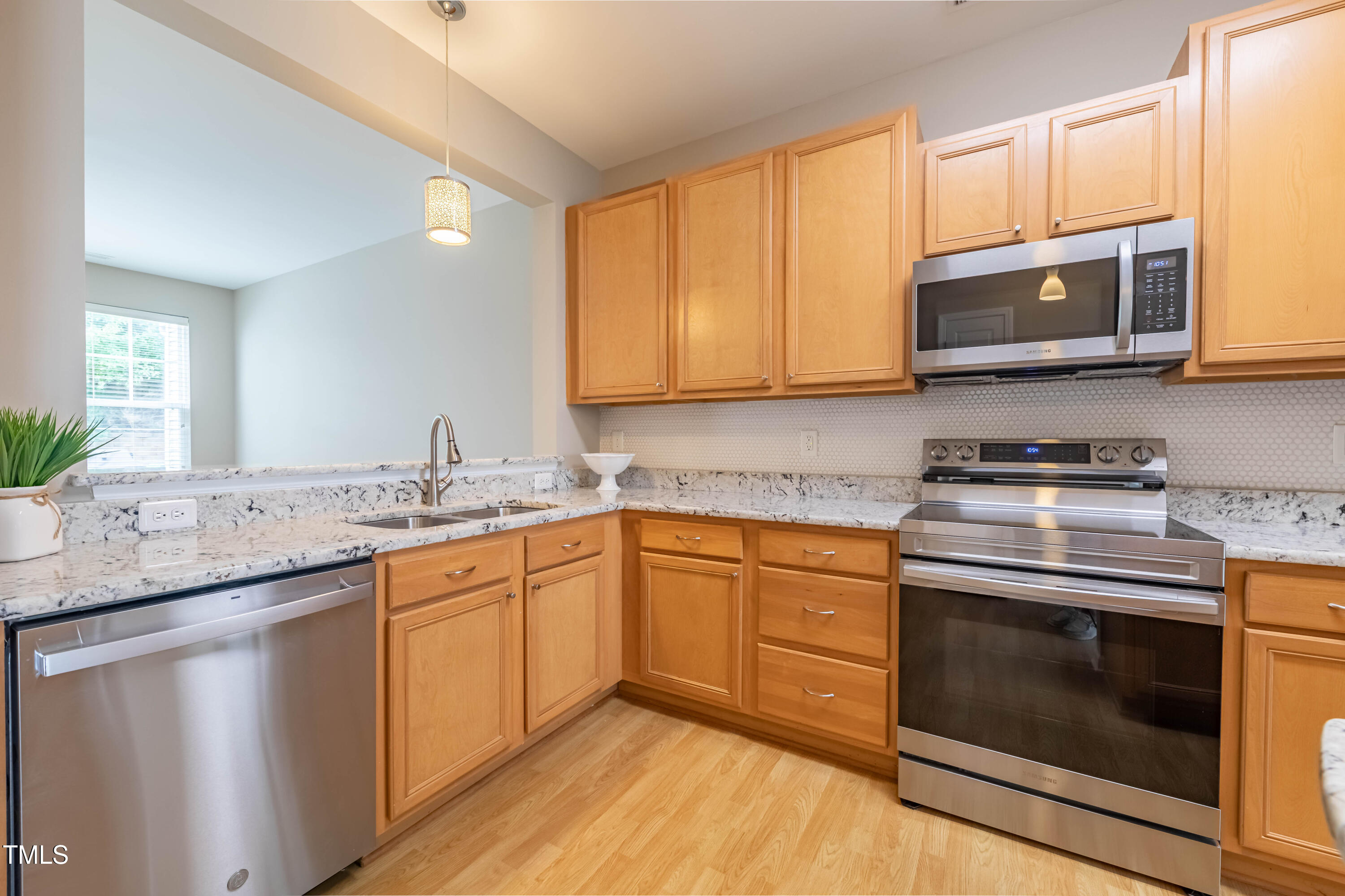 8459 Central Drive Raleigh, NC 27613 - Photo 14 of 45 2E6A6426-HDR