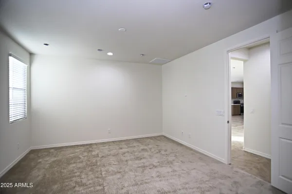 $2,600 | 1005 West Finch Drive, Queen Creek, AZ 85140