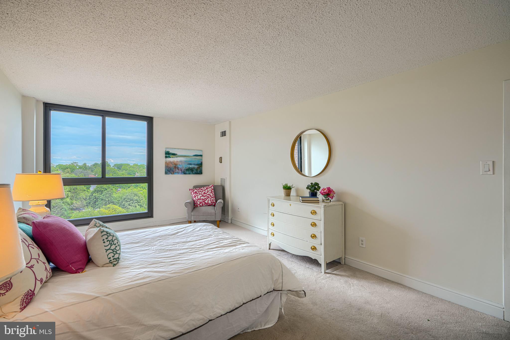 4100 North Charles Street, Unit 1010 Baltimore, MD 21218 - Photo 48 of 73 Primary
