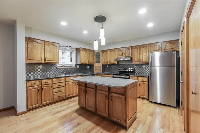 $3,110 | 8384 North Britt Court, Kansas City, MO 64151