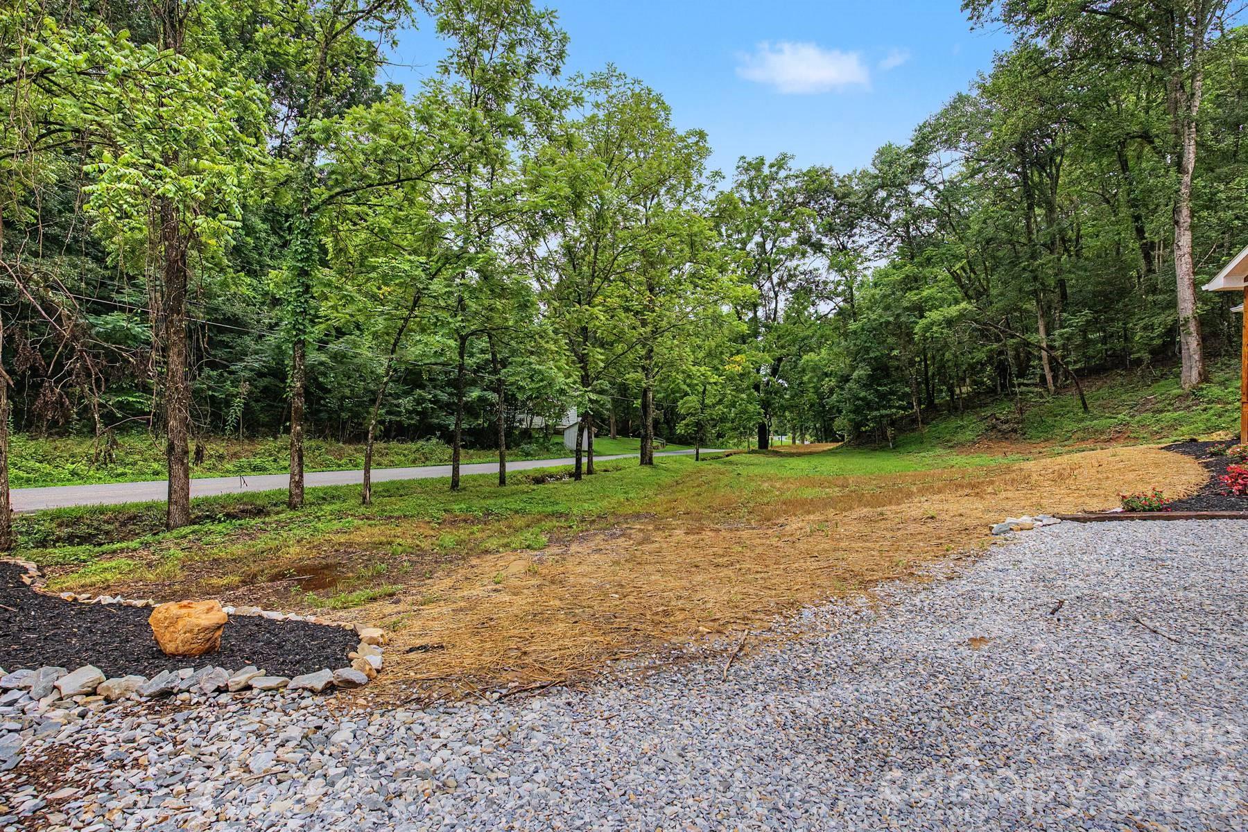 515 Betts Branch Road Bryson City, NC 28713 - Photo 7 of 42