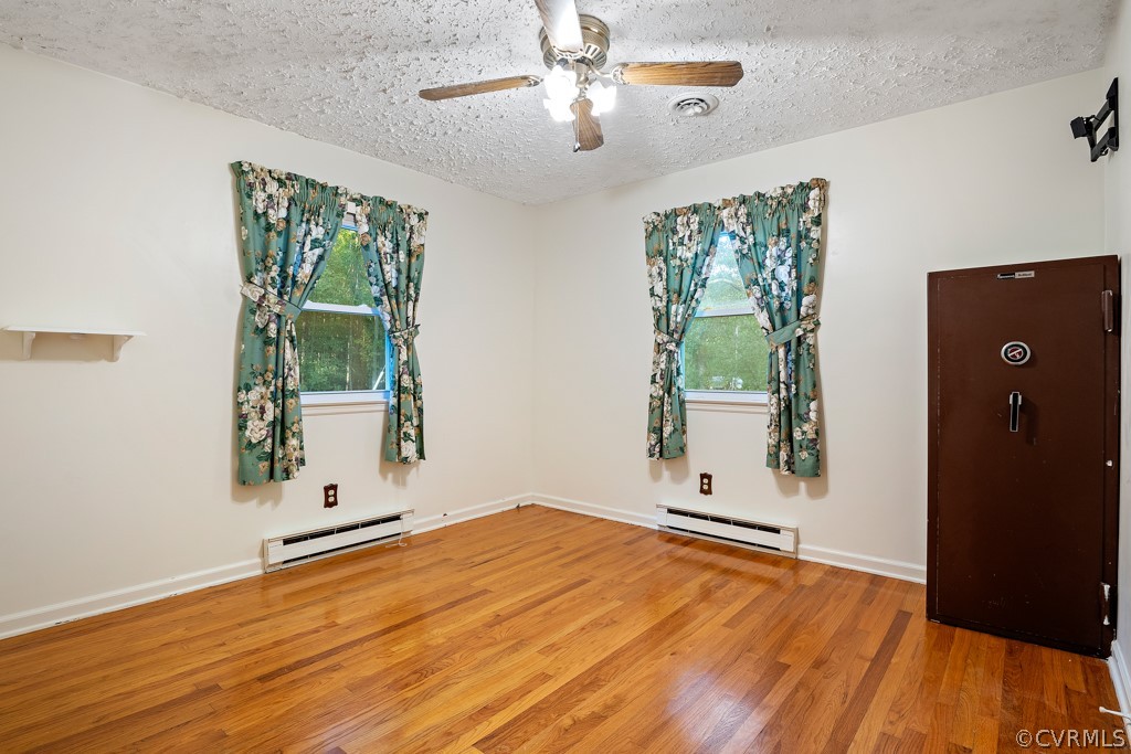 9703 Squirrel Level Road Petersburg, VA 23803 - Photo 10 of 19 Gallery Image 10