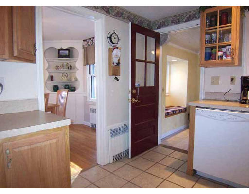 246 Kibbe Road East Longmeadow, MA 01028 - Photo 8 of 21 Gallery Image 8