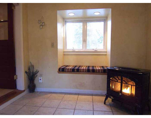 246 Kibbe Road East Longmeadow, MA 01028 - Photo 9 of 21 Gallery Image 9