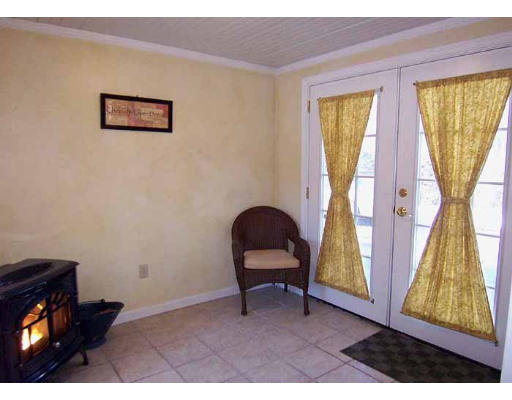 246 Kibbe Road East Longmeadow, MA 01028 - Photo 10 of 21 Gallery Image 10