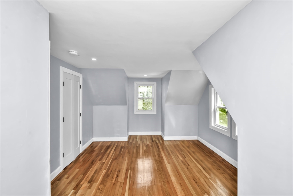 189 Sherrin Street Boston, MA 02136 - Photo 12 of 19 Gallery Image 12