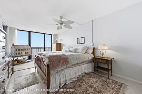 $449,000 | 126 Lakeshore Drive, Unit 526, North Palm Beach, FL 33408