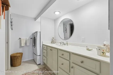 $449,000 | 126 Lakeshore Drive, Unit 526, North Palm Beach, FL 33408