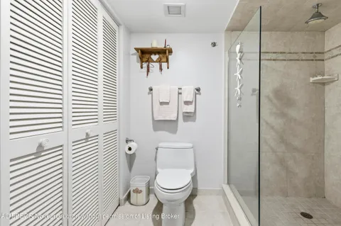 $449,000 | 126 Lakeshore Drive, Unit 526, North Palm Beach, FL 33408