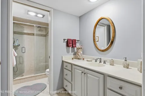 $449,000 | 126 Lakeshore Drive, Unit 526, North Palm Beach, FL 33408