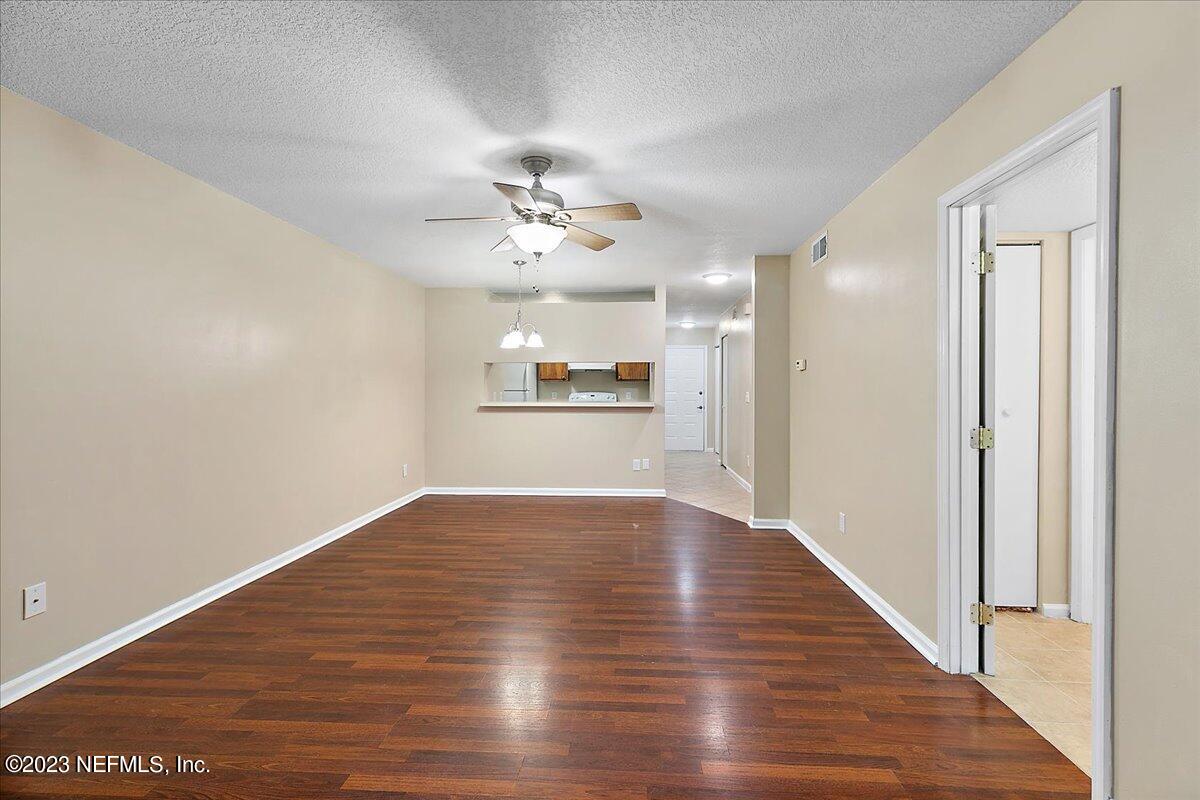 3270 Ricky Drive, Unit 2101 Jacksonville, FL 32223 - Photo 8 of 16 08-Dining Room